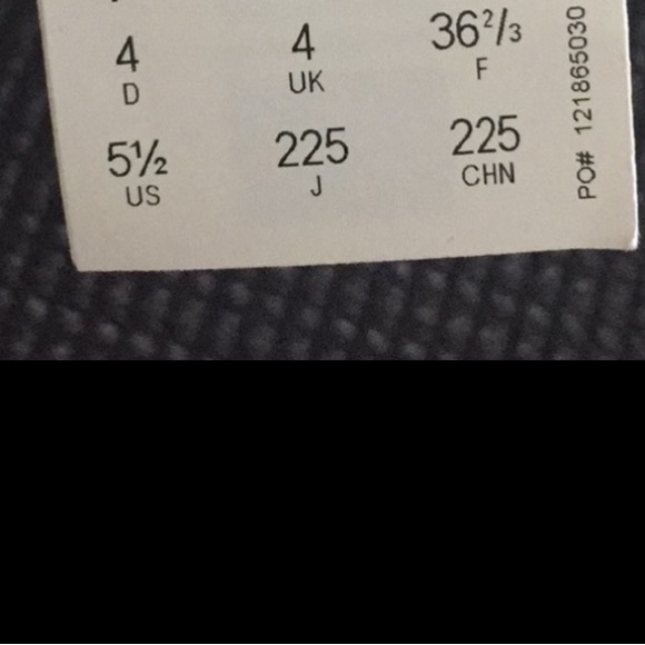 Adidas - Picture 4 of 6